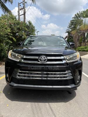 Toyota Highlander XLE 4dr SUV AWD (3.5L 6cyl 6A) 2015 Black