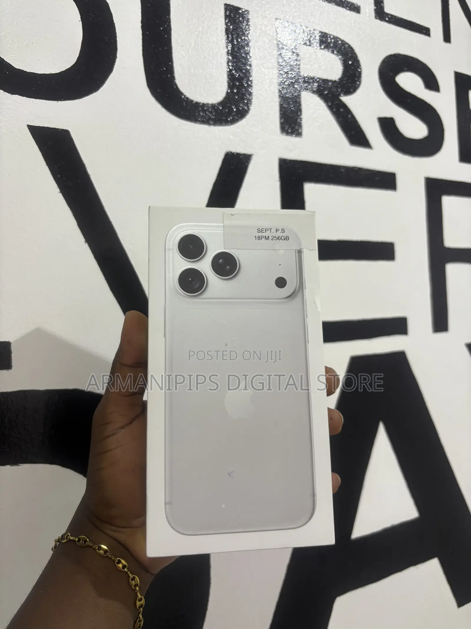 New Apple iPhone 18 Pro Max 256 GB Silver