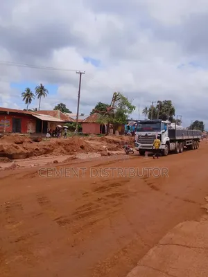 Lafage (+)Bua Cement