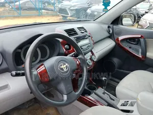Toyota RAV4 2011 Red