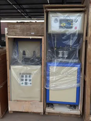  2-Cavity Pet Blowing Machine + Air Compressor