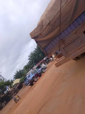 Bua and Bua Cement Seller