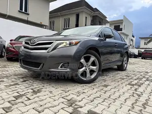 Toyota Venza Limited AWD V6 2013 Gray