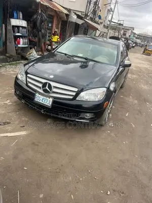 Mercedes-Benz C300 2008 Black