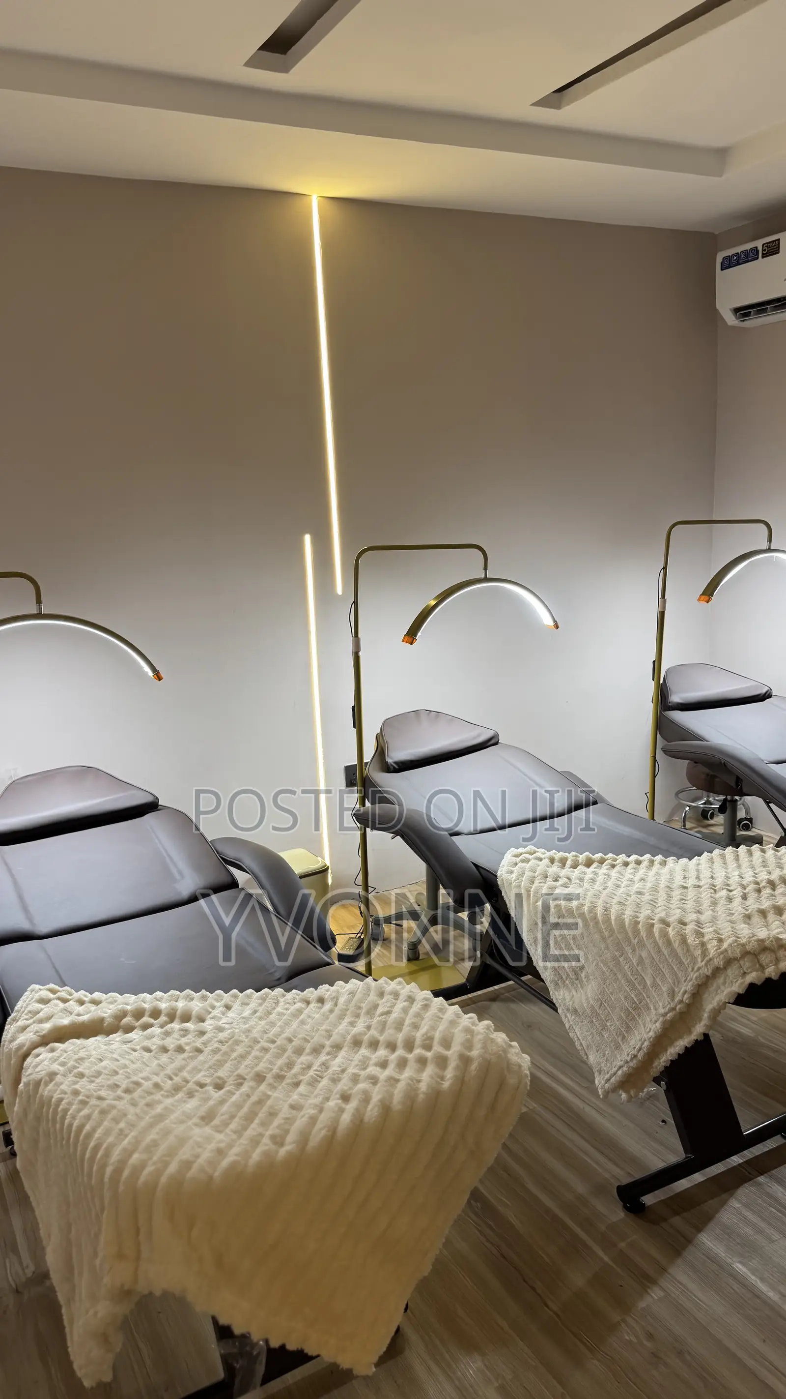 Massage Bed