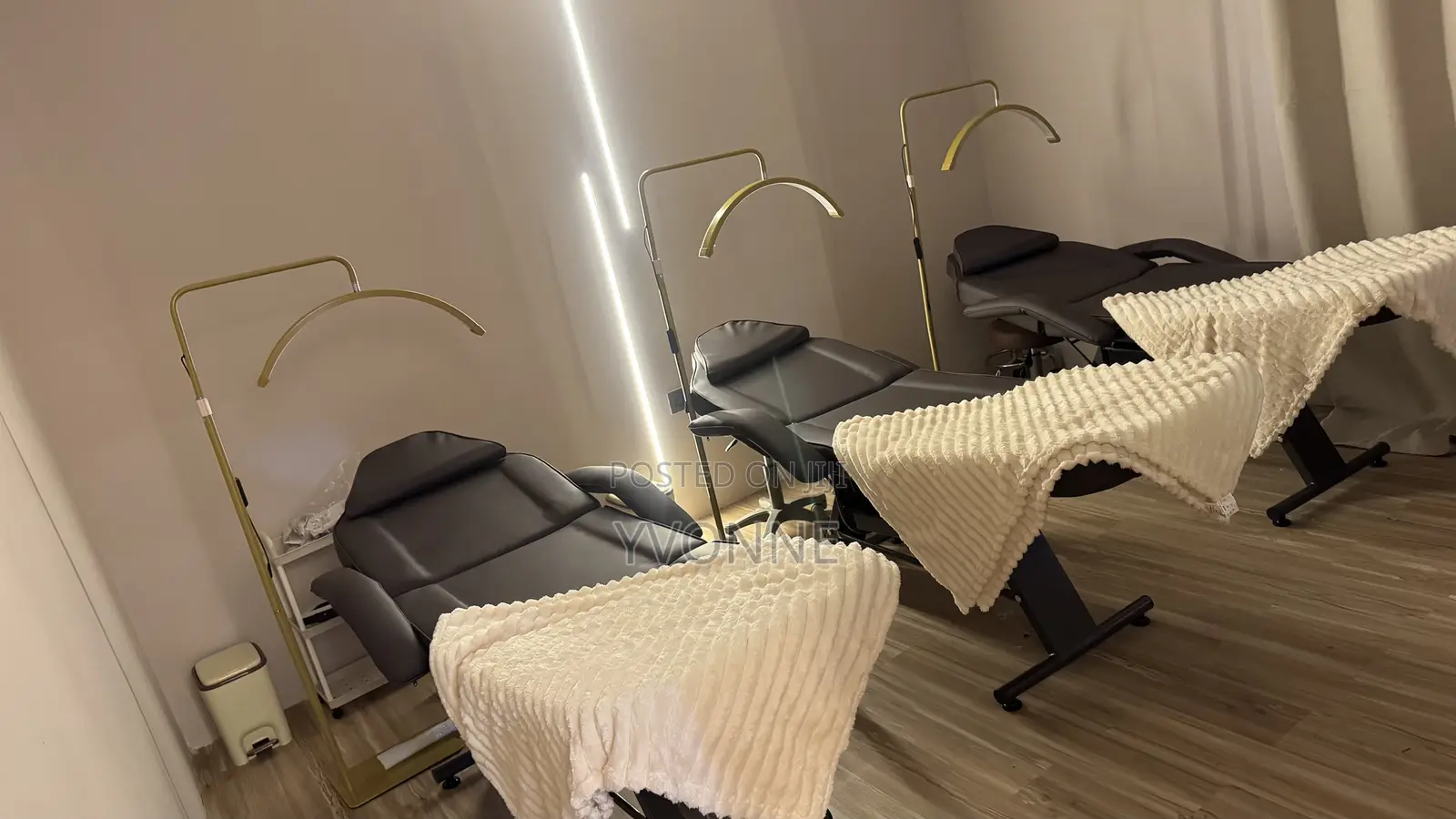 Massage Bed
