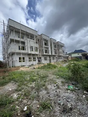 2bdrm Apartment in Private Property, Sabon Lugbe for sale