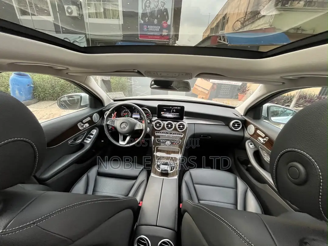 Mercedes-Benz C300 2017 Silver