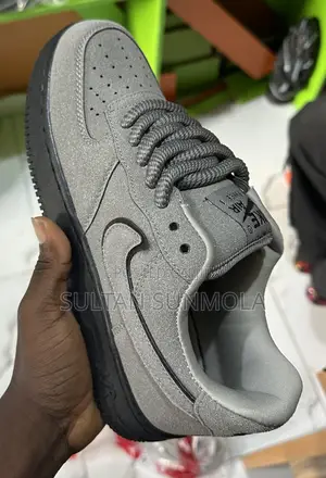 NIKE Air Force Sneakers - UNISEX