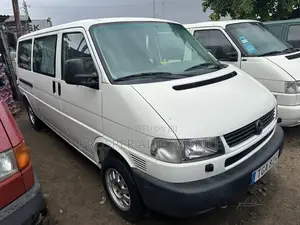 Volkswagen Transporter 2005 White