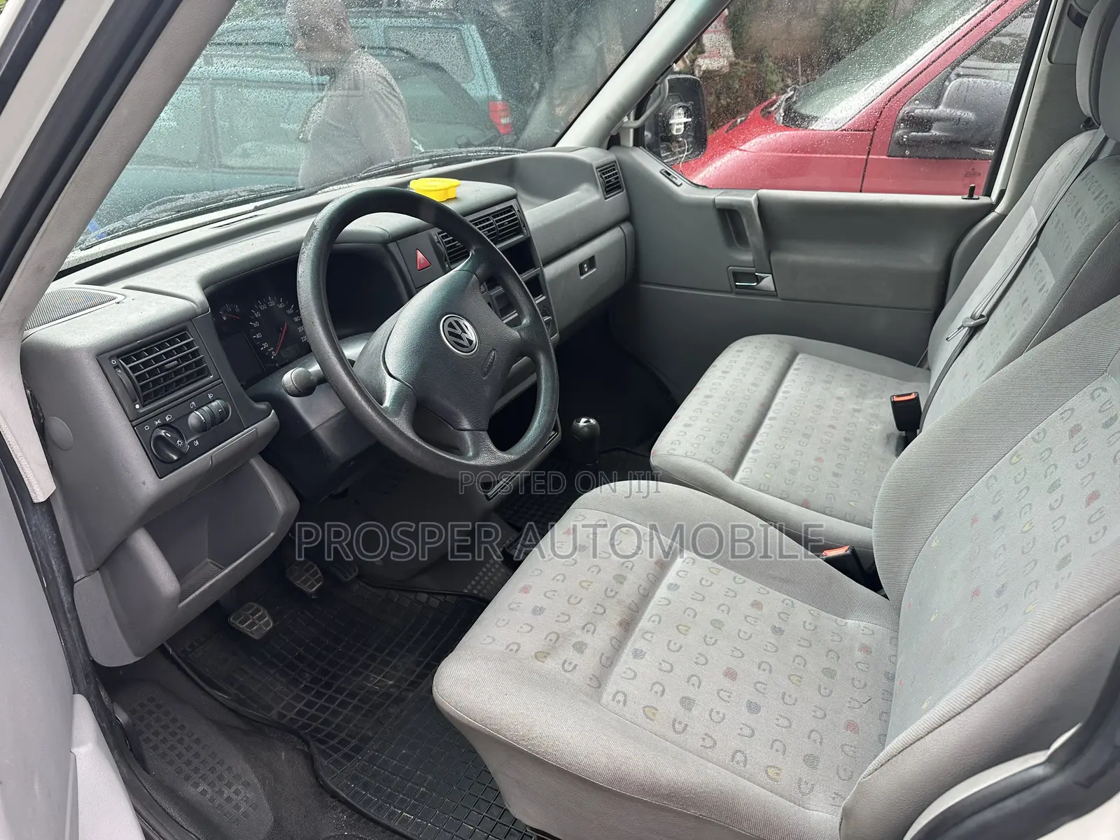 Volkswagen Transporter 2005 White