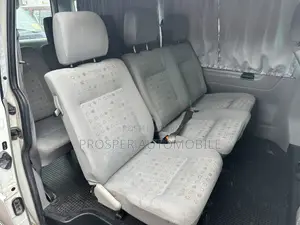 Volkswagen Transporter 2005 White