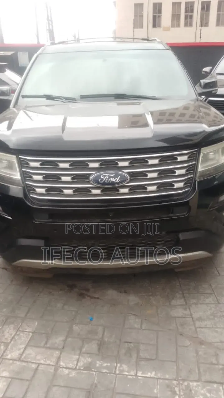 Ford Explorer 2016 Black
