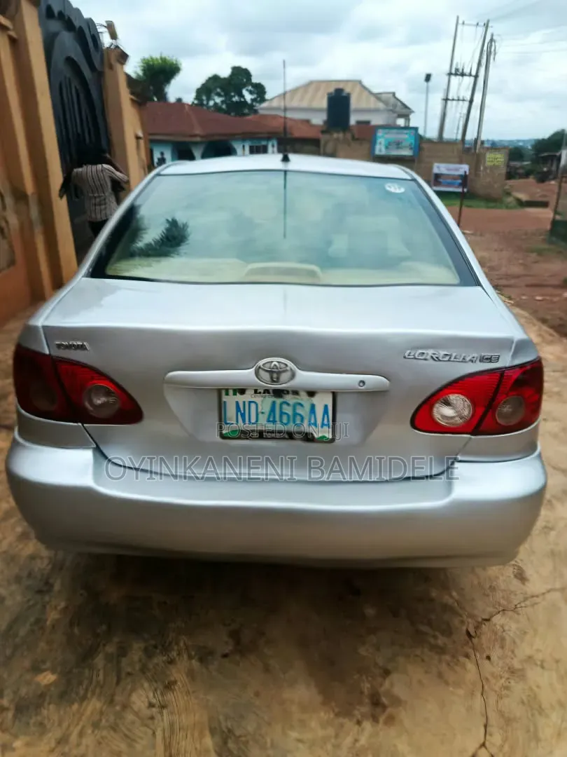 Toyota Corolla 2007 Silver