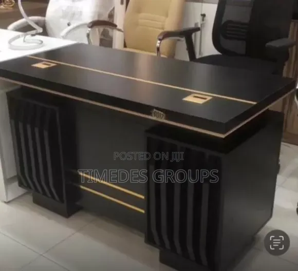 Boss Quality Modern Office Table