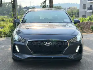 Hyundai Elantra 2019 Blue