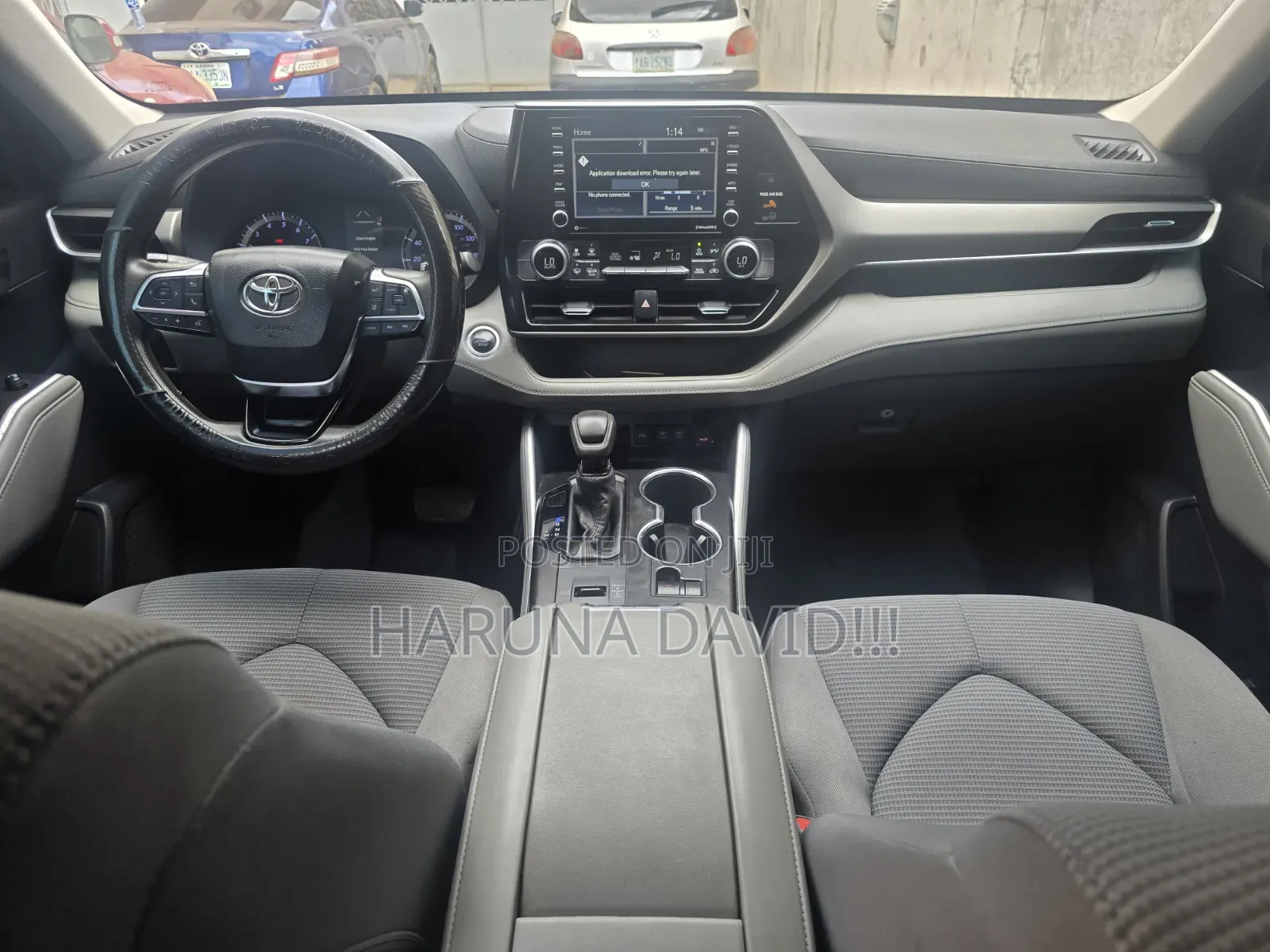 Toyota Highlander LE 2021 Gray
