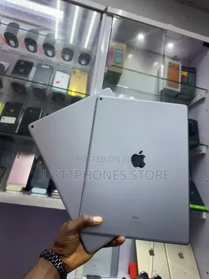 Apple iPad Pro 12.9  (2015) 32 GB Silver