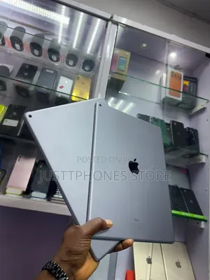 Apple iPad Pro 12.9  (2015) 32 GB Silver