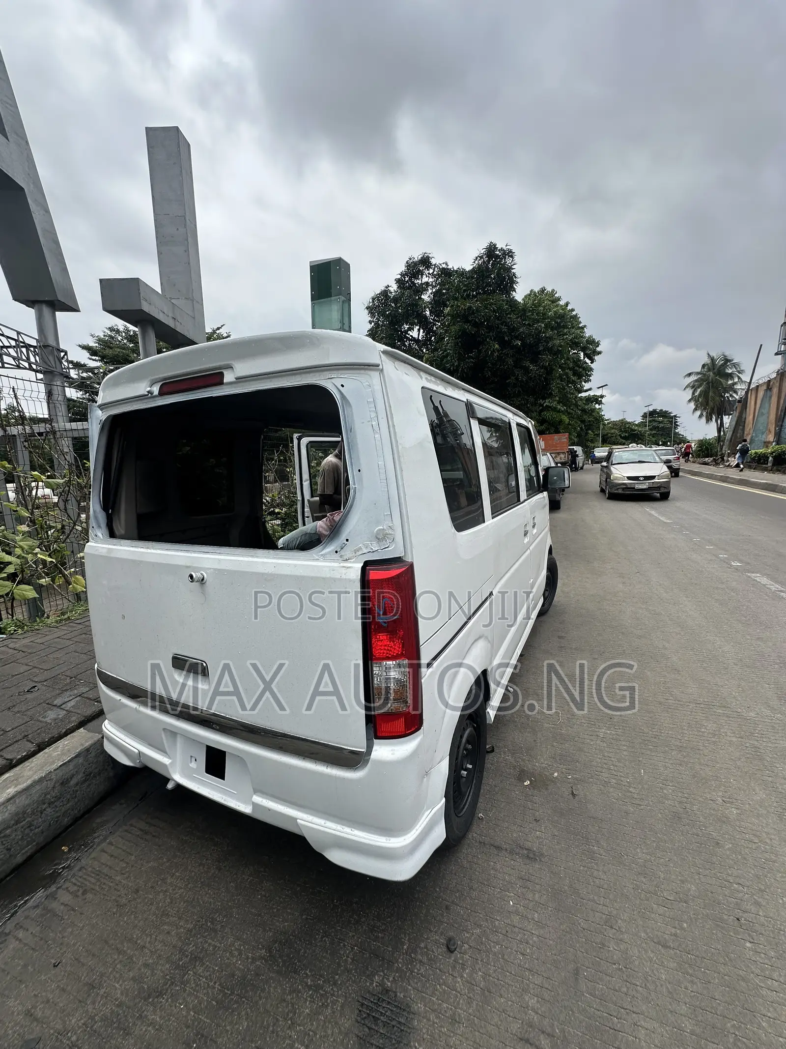 Suzuki Every 2014 White