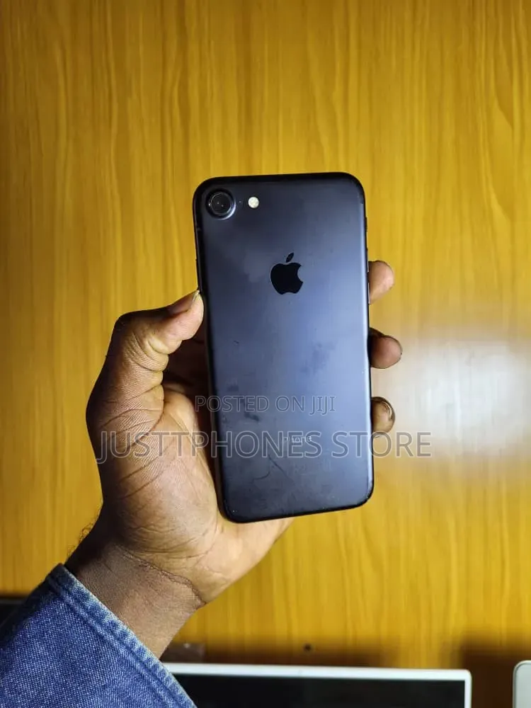 Apple iPhone 7 128 GB Black