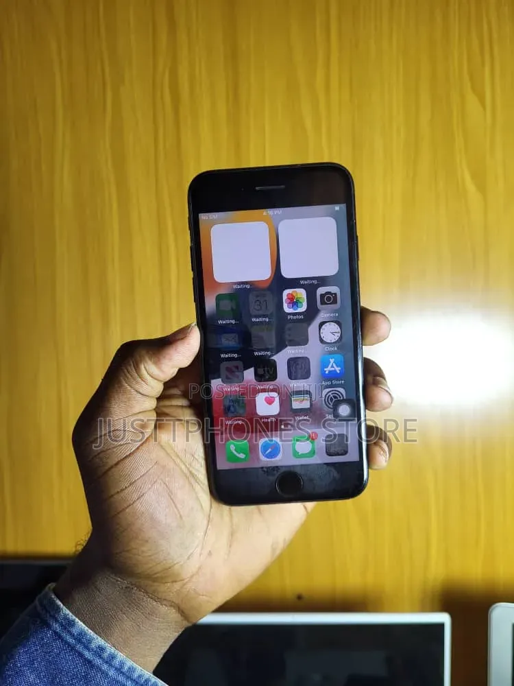 Apple iPhone 7 128 GB Black