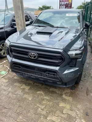 Toyota Tacoma SR5 Access Cab 6' Bed AT 2024 Matt Black