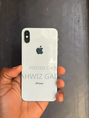 Apple iPhone X 64 GB White