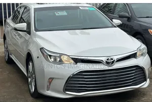Toyota Avalon Limited 4dr Sedan (3.5L 6cyl 6A) 2014 White