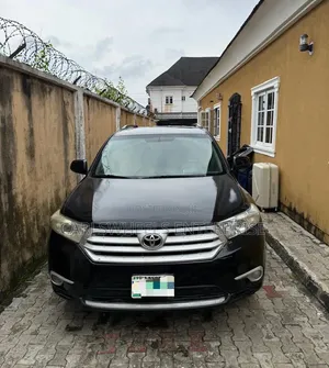Toyota Highlander 2013 Black
