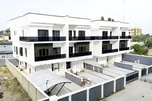 5bdrm Duplex in Ikeja Gra for sale