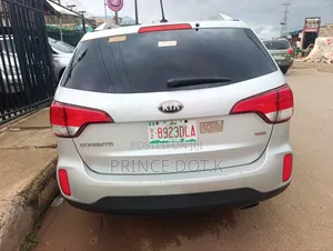 Kia Sorento 2013 Silver