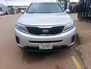Kia Sorento 2013 Silver