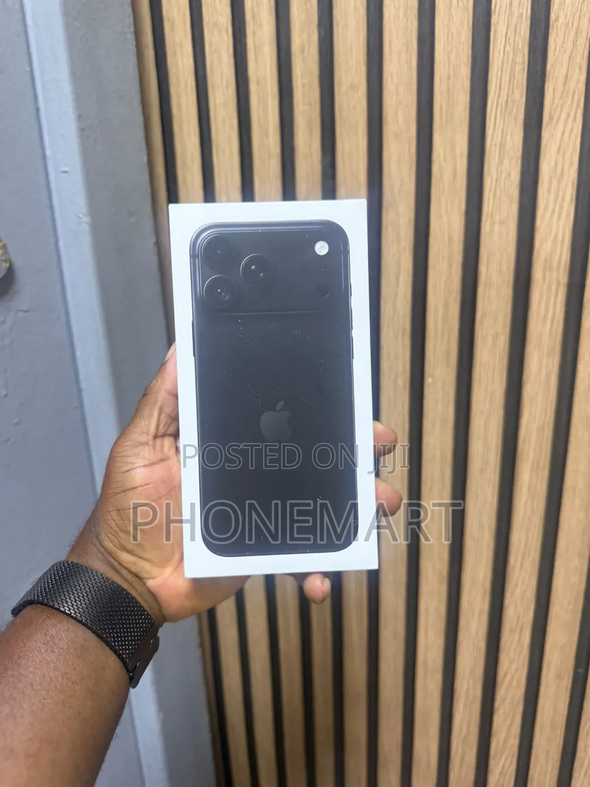 New Apple iPhone 18 Pro 1 TB Black