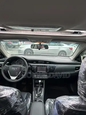 Toyota Corolla 2016 Silver