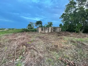 4 Bedroom House on Full Plot, Roofing Remaining – Ewekoro Ogun State