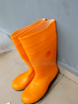Yellow Safety Rainboot