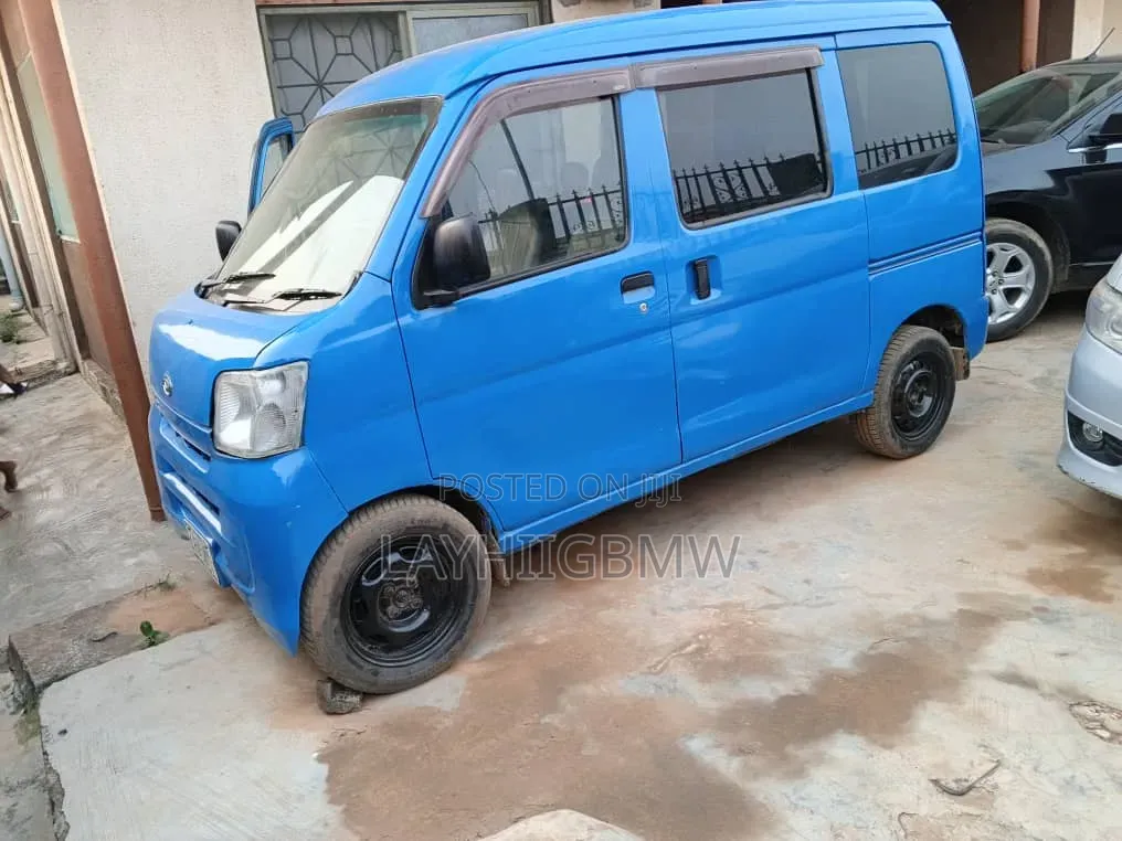 Daihatsu Hijet 2007 Blue