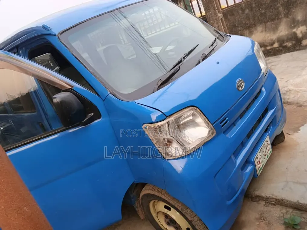 Daihatsu Hijet 2007 Blue