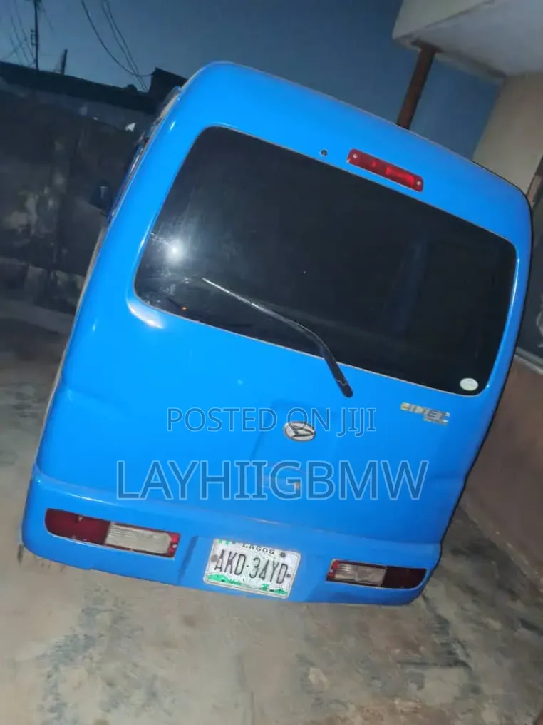 Daihatsu Hijet 2007 Blue