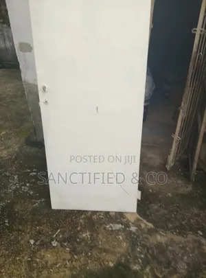 High Quality Nealy Used Doors Available