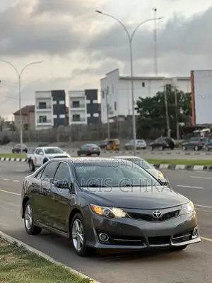Toyota Camry 2012 Gray
