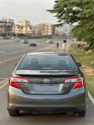 Toyota Camry 2012 Gray
