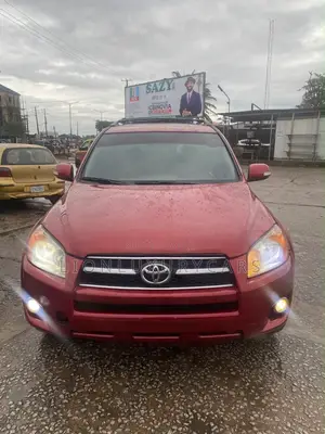 Toyota RAV4 2010 Red