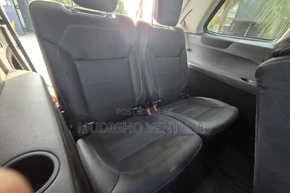 Mercedes-Benz GL-Class GL 550 2013 Black