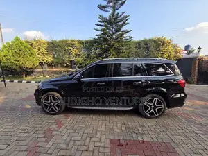 Mercedes-Benz GL-Class GL 550 2013 Black