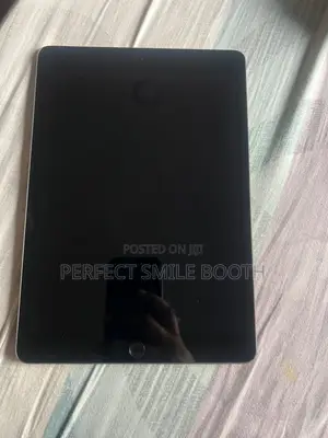 Apple iPad 10.2 (2021) 64 GB Gray