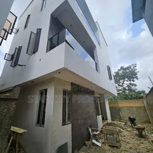 5bdrm Duplex in Ikeja, Adeniyi Jones for sale