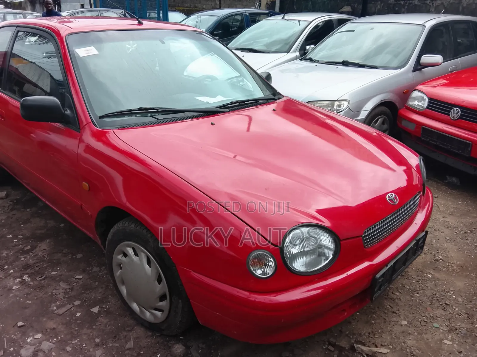 Toyota Corolla 2000 Red