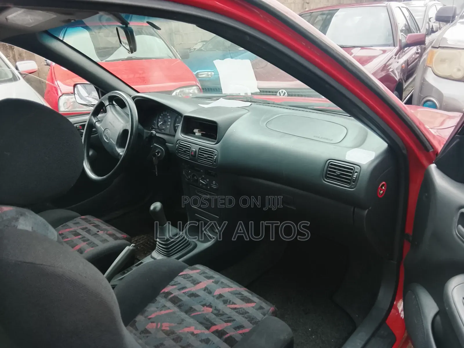 Toyota Corolla 2000 Red